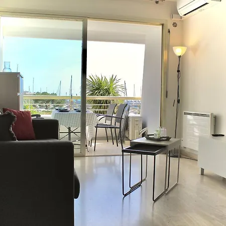 Moderne 2 Pieces Rdc, Climatise Avec Terrasse, Proche Commerces, 4 Couchages - Fr-1-252a-118